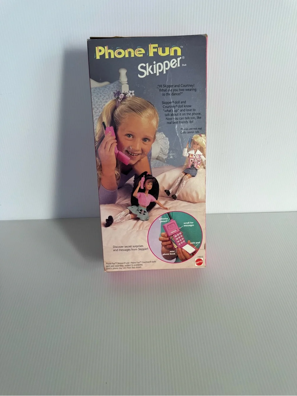 🩷NIB. Mattel Barbie Sister Skipper Phone Fun doll with pink flip phone- 1995